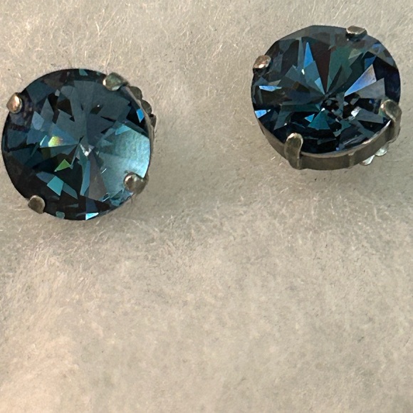 Sabika Blue Gemstone Earrings - Picture 2 of 3